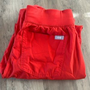 Figs red scrub bottoms